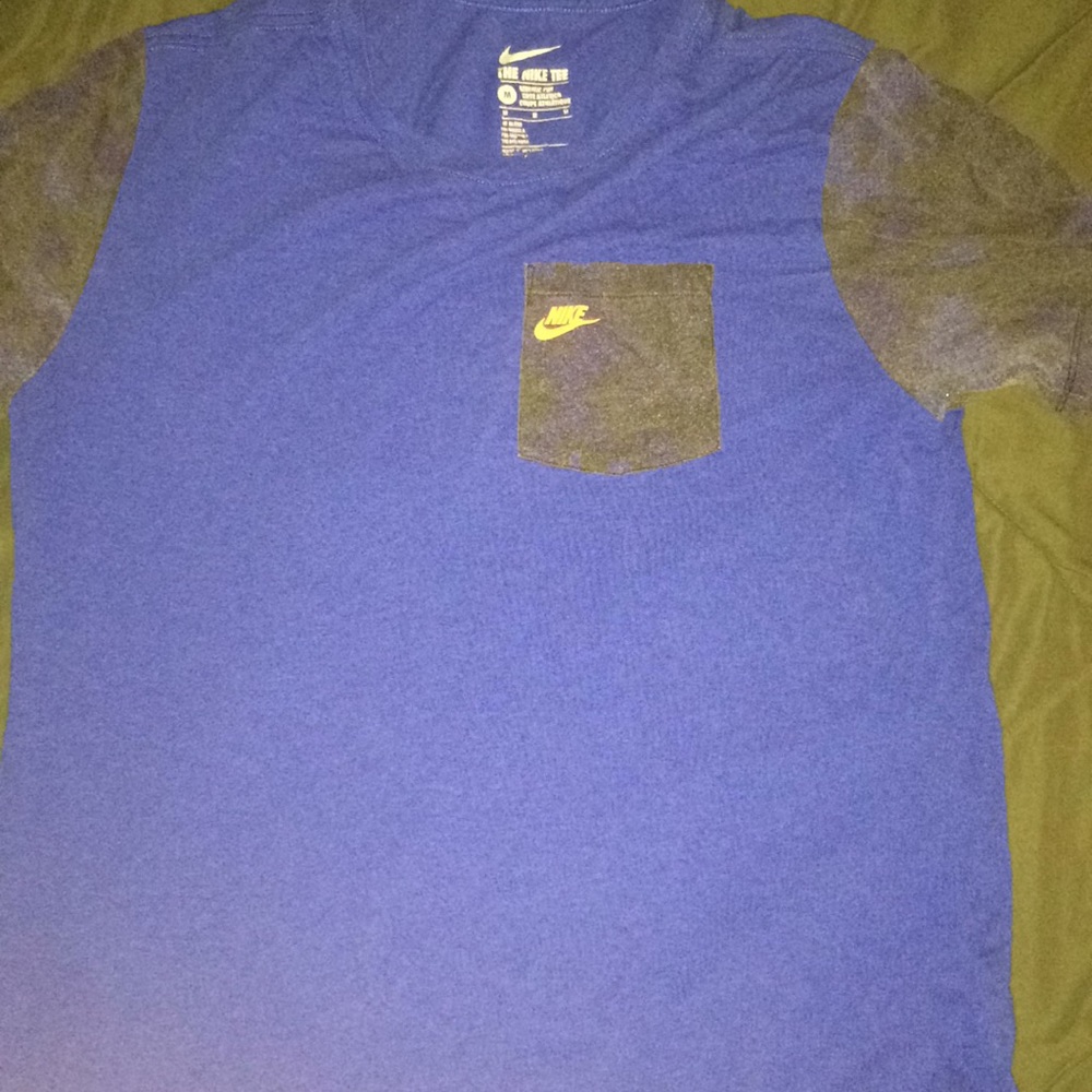 Nike pocket tee